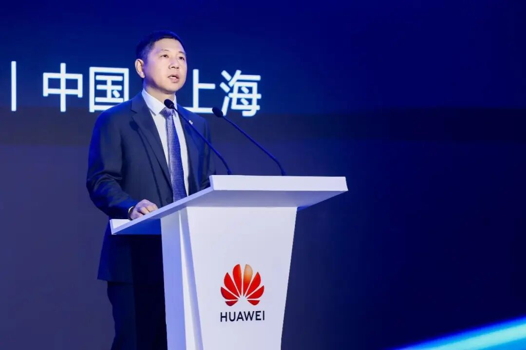 AI时代的新命题：如何让Token流得更快、更稳、更安全？